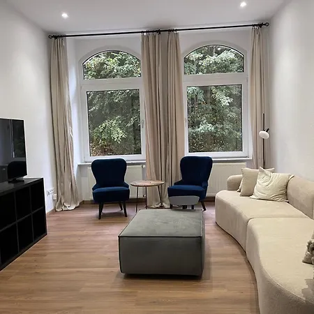 Newly Renovated, Central, Quick Access To Duesseldorf And Cologne Wuppertal