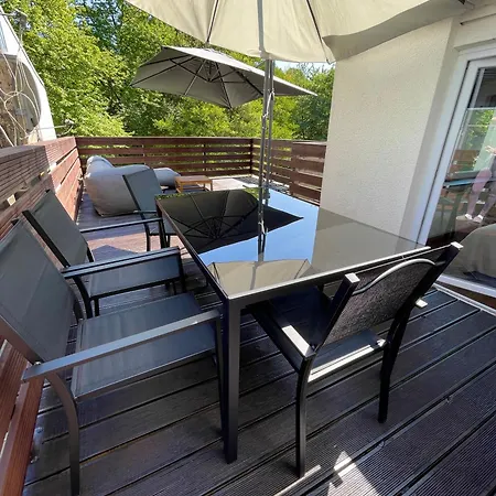 Appartement Newly Renovated, Central, Quick Access To Duesseldorf And Cologne *